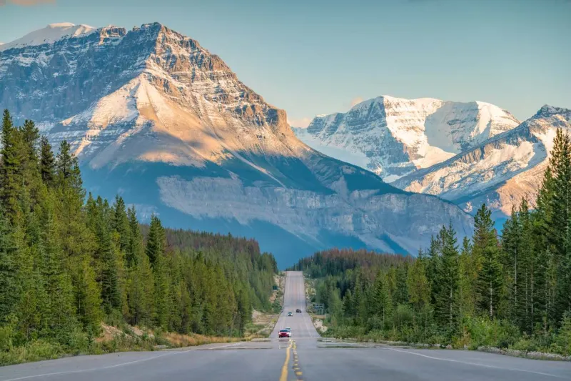L'Icefields Parkway est l'un des plus beaux itinéraires du Canada.
